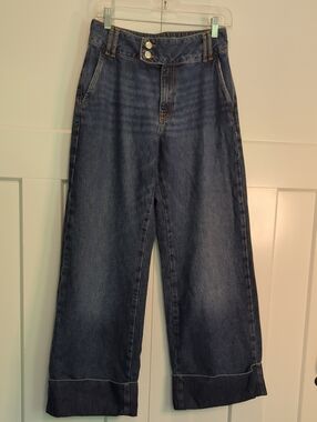 Zara Size 6 High-Rise Wide Leg Cuffed Jeans Size 6